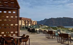 Santo Mine Oia Suites